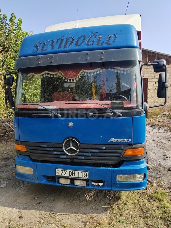 Mercedes Atego 1323