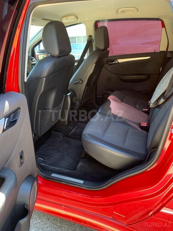 Mercedes B 170