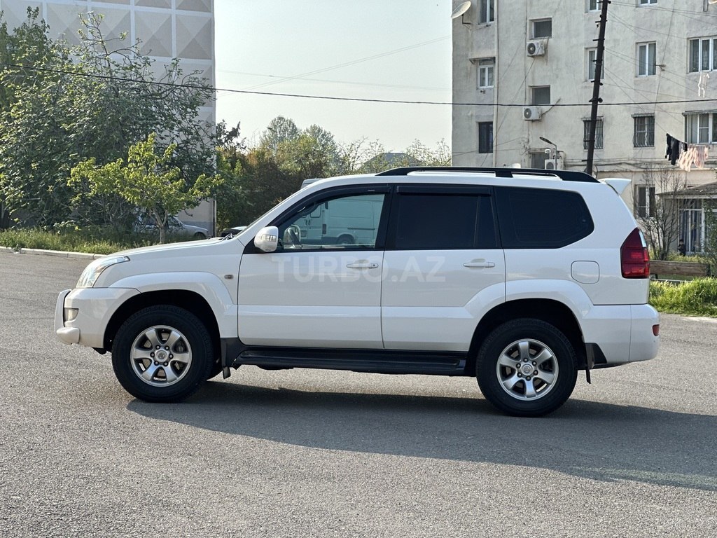 Toyota Land Cruiser Prado