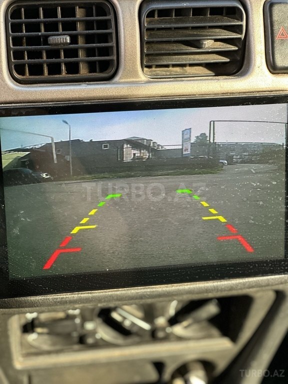 Mitsubishi Pajero io