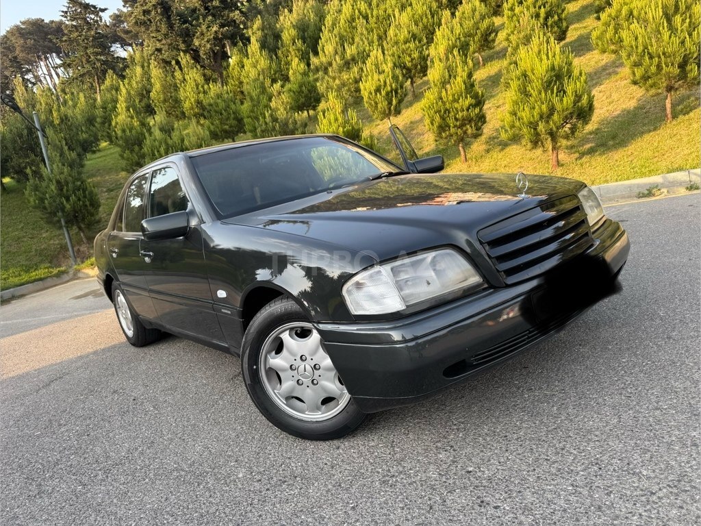 Mercedes C 220