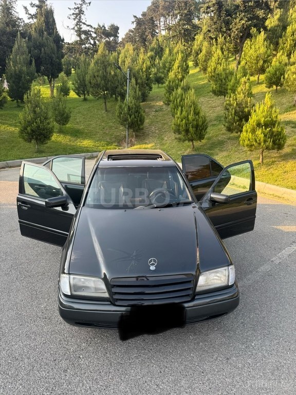 Mercedes C 220