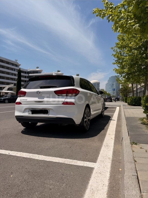 Hyundai Elantra GT