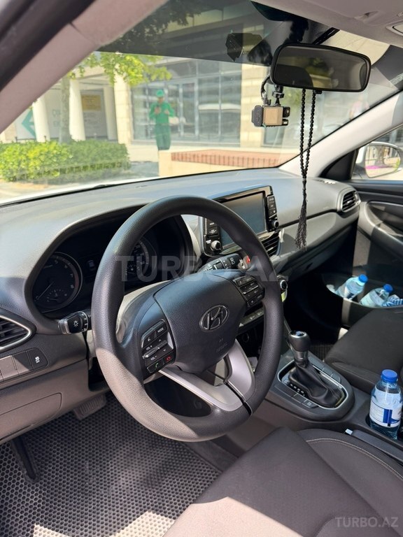 Hyundai Elantra GT