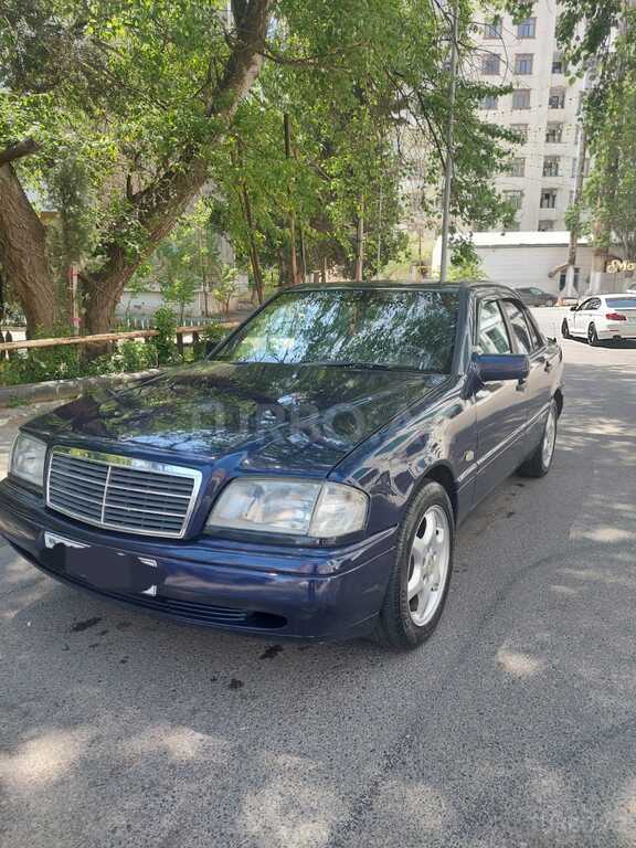 Mercedes C 180