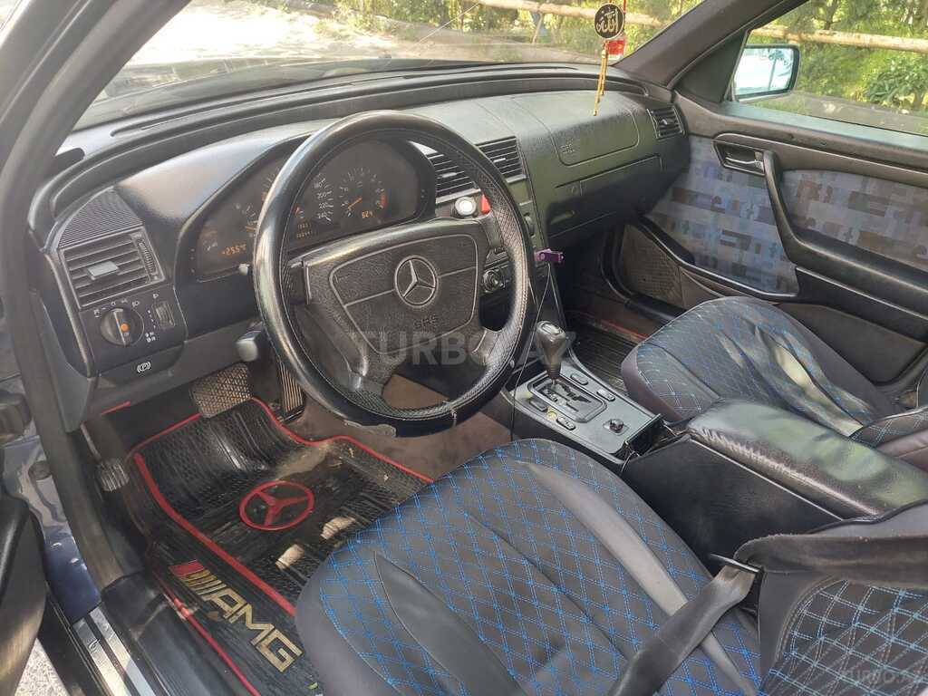 Mercedes C 180