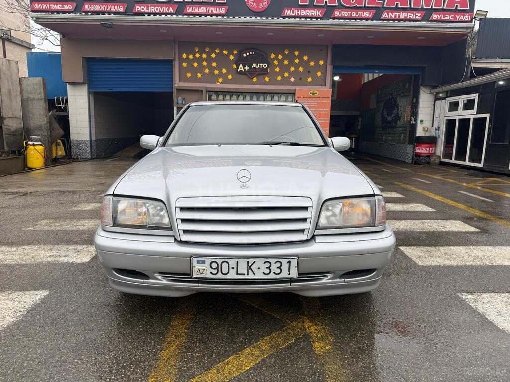 Mercedes C 220