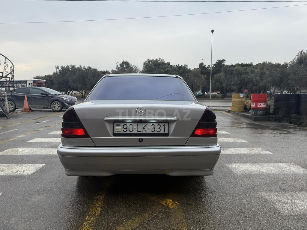 Mercedes C 220
