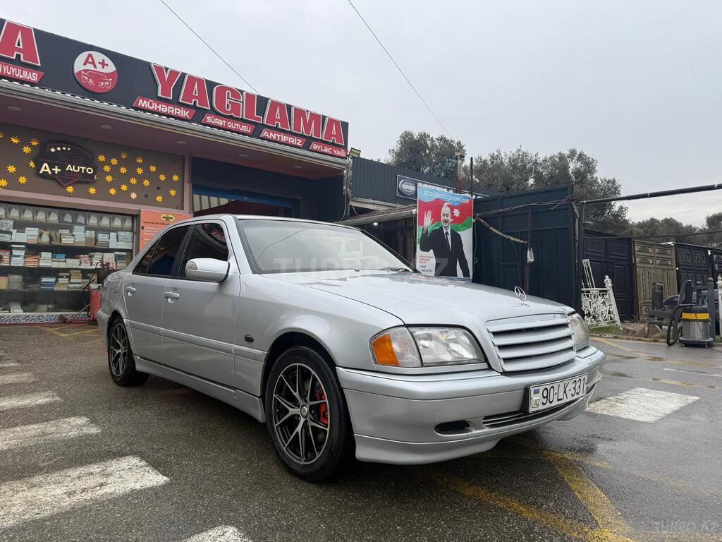 Mercedes C 220