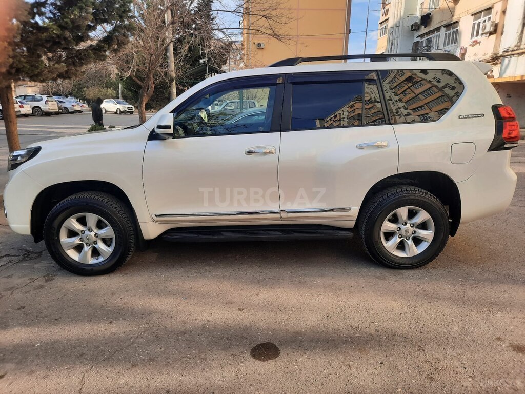 Toyota Land Cruiser Prado