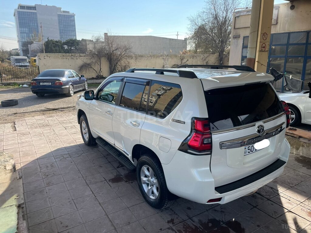 Toyota Land Cruiser Prado