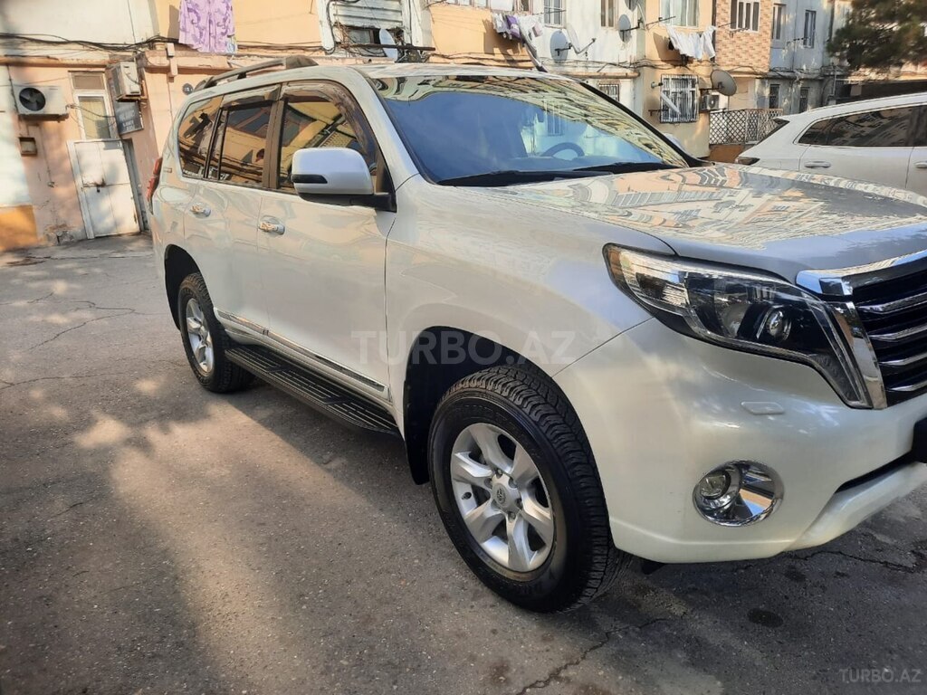 Toyota Land Cruiser Prado