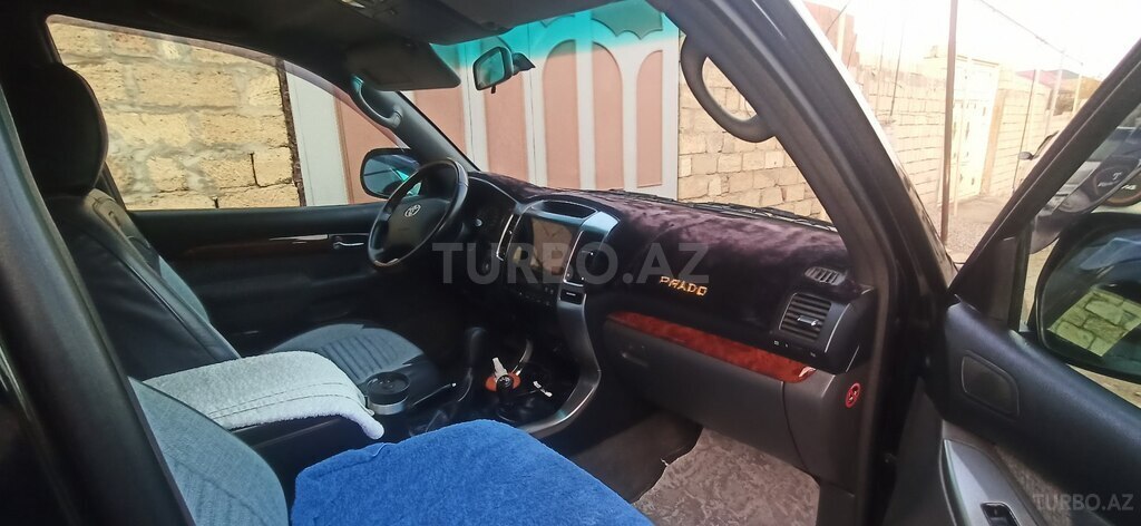 Toyota Land Cruiser Prado