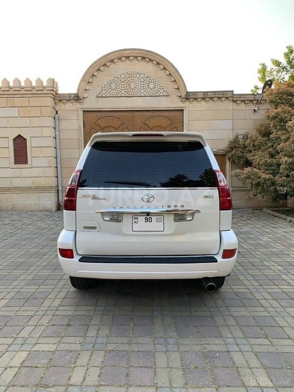 Toyota Land Cruiser Prado