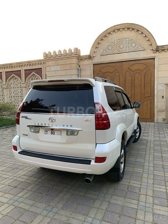 Toyota Land Cruiser Prado
