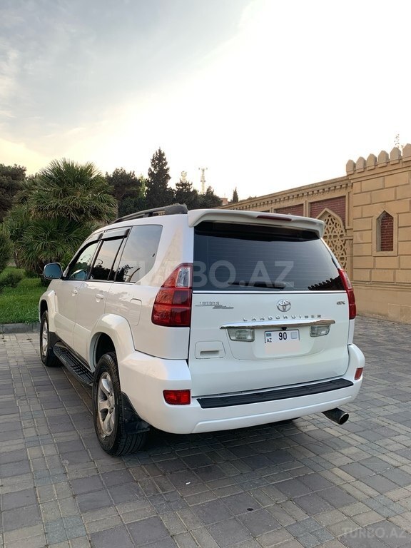 Toyota Land Cruiser Prado