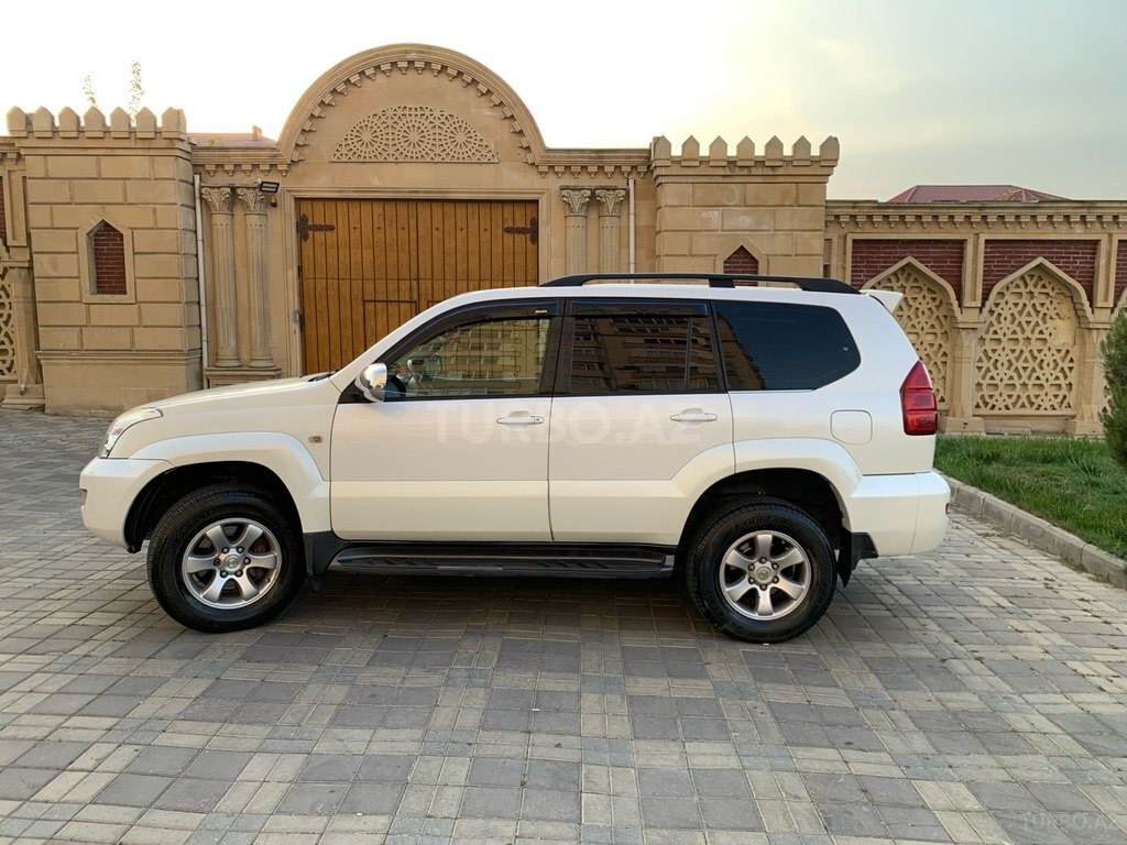 Toyota Land Cruiser Prado