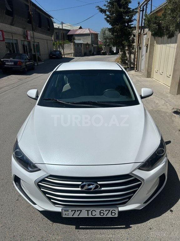 Hyundai Elantra