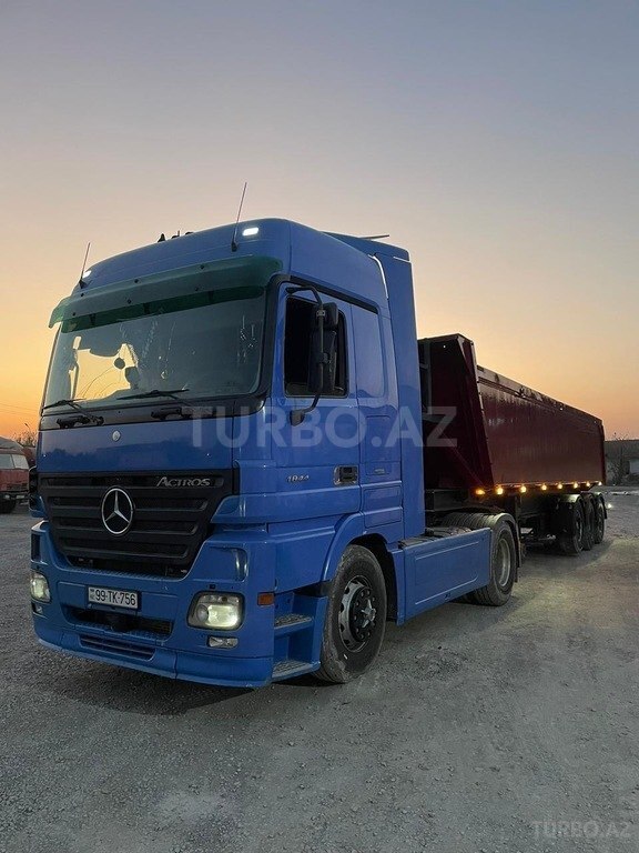 Mercedes Actros 1844