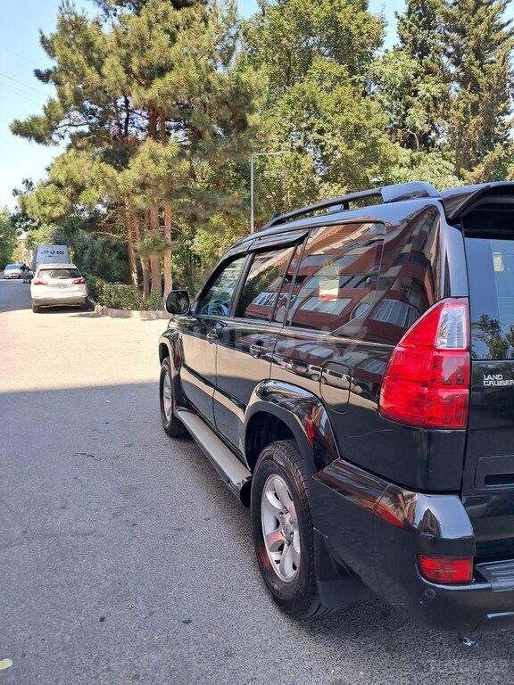Toyota Land Cruiser Prado