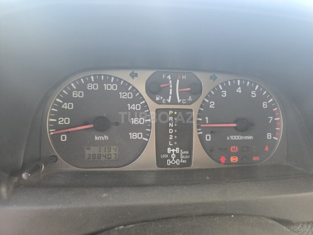 Mitsubishi Pajero io