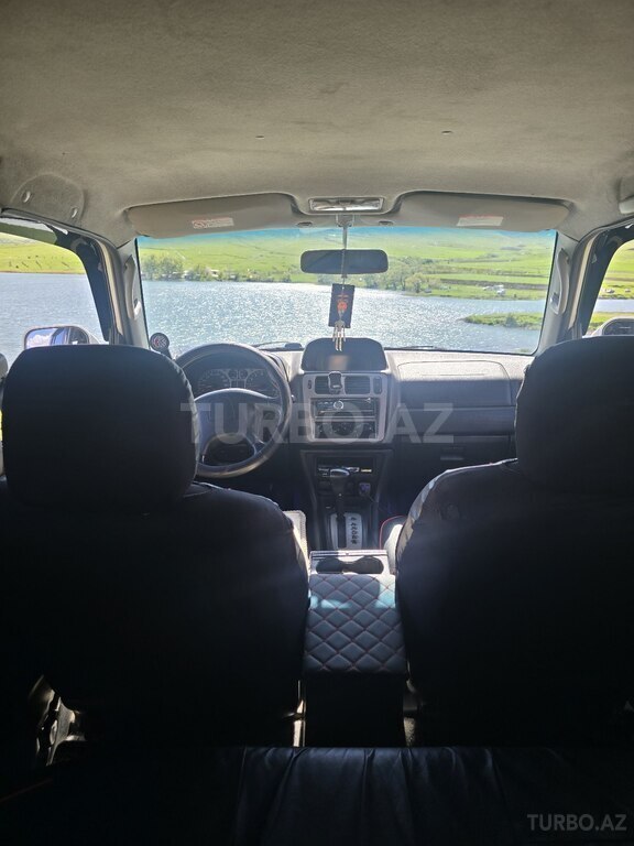 Mitsubishi Pajero io