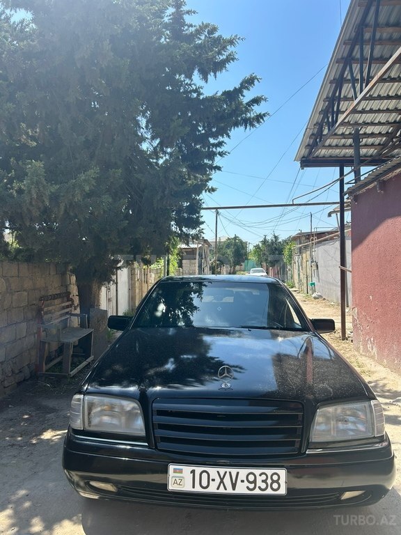 Mercedes C 180