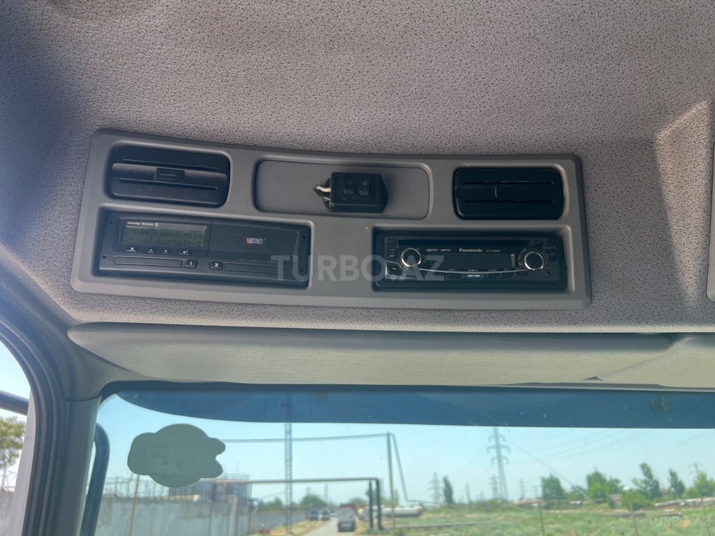 Mercedes Atego 1018