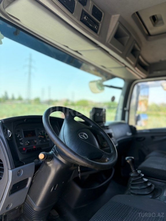 Mercedes Atego 1018