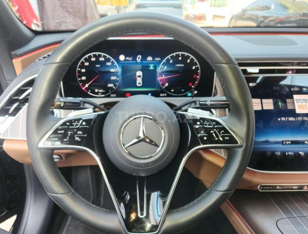 Mercedes E 300 4MATIC