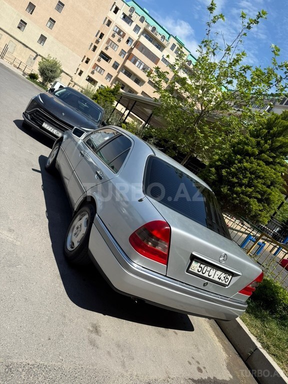 Mercedes C 180