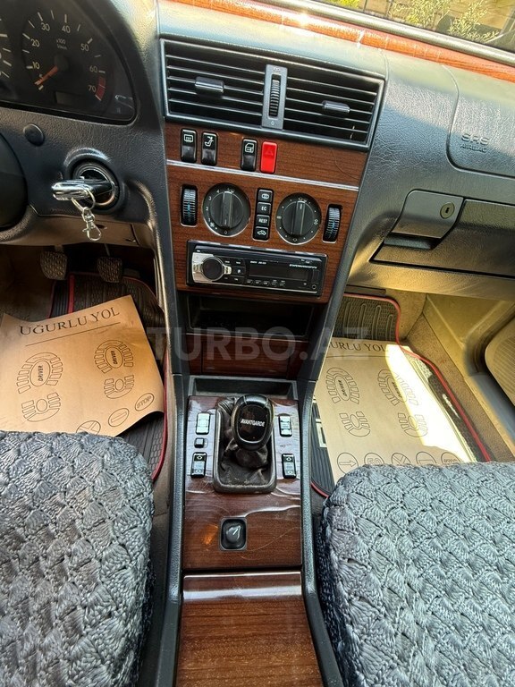 Mercedes C 180