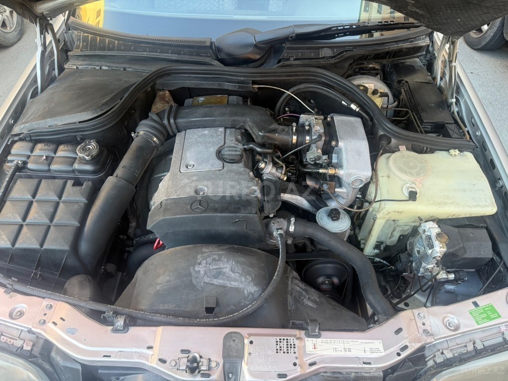 Mercedes C 180