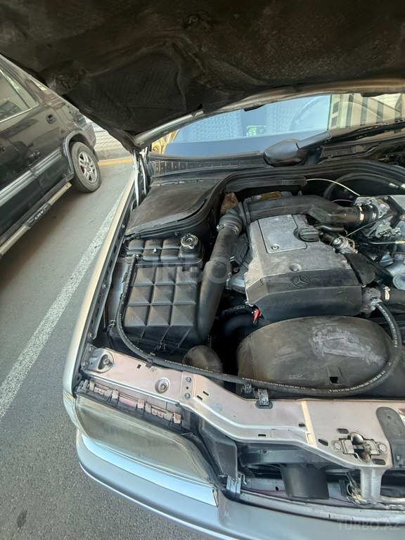Mercedes C 180