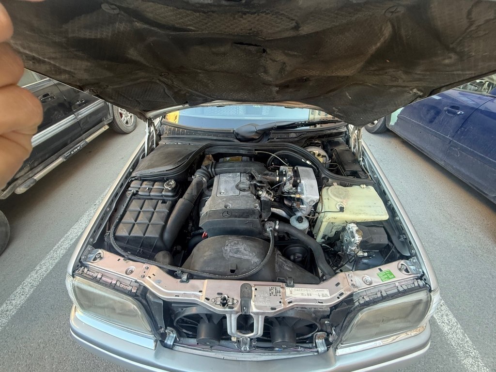 Mercedes C 180