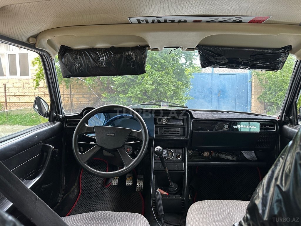 LADA (VAZ) 2107