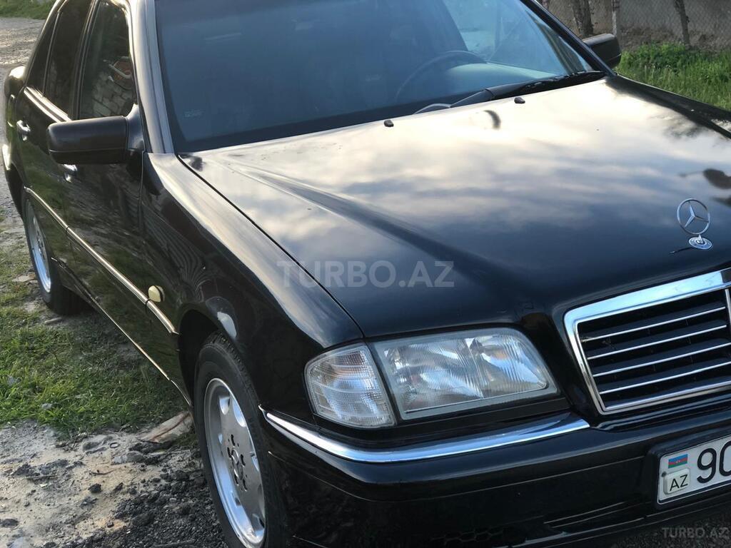 Mercedes C 200