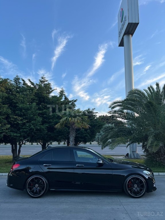 Mercedes C 300
