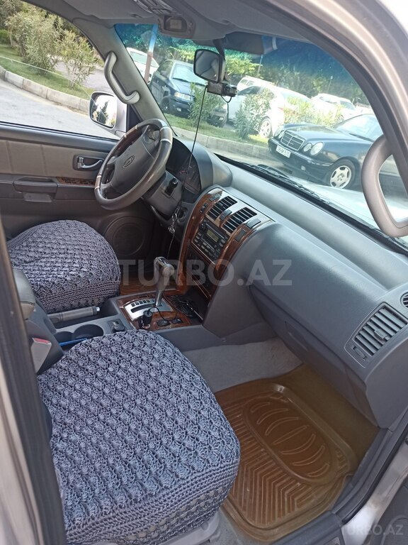 Hyundai Terracan