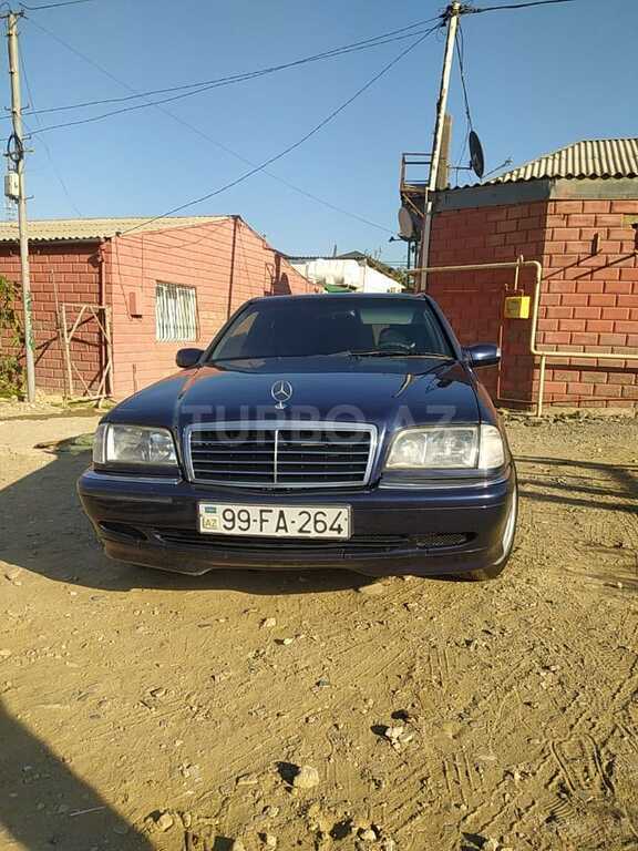 Mercedes C 180