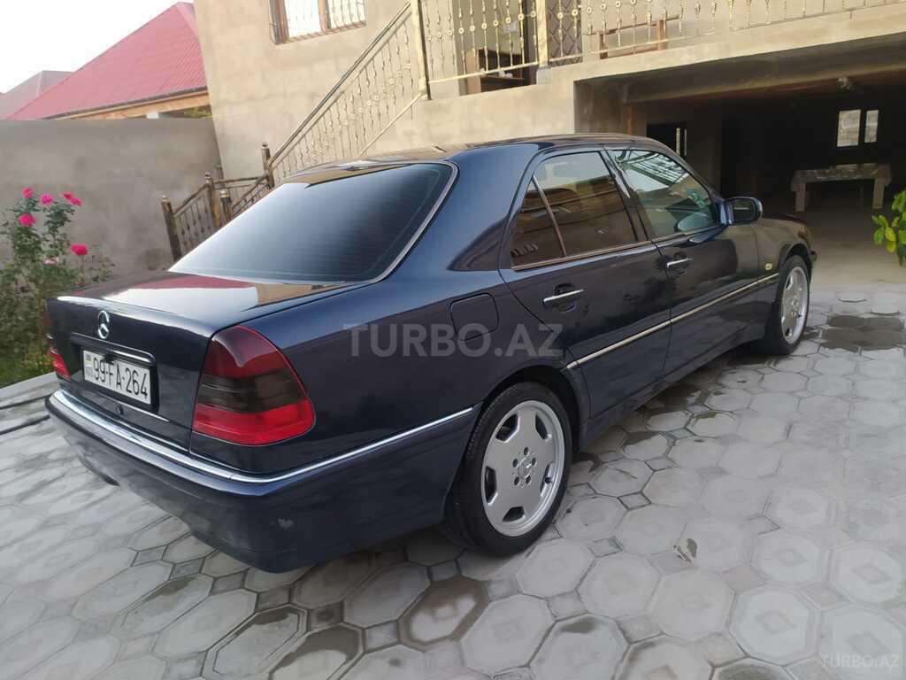 Mercedes C 180