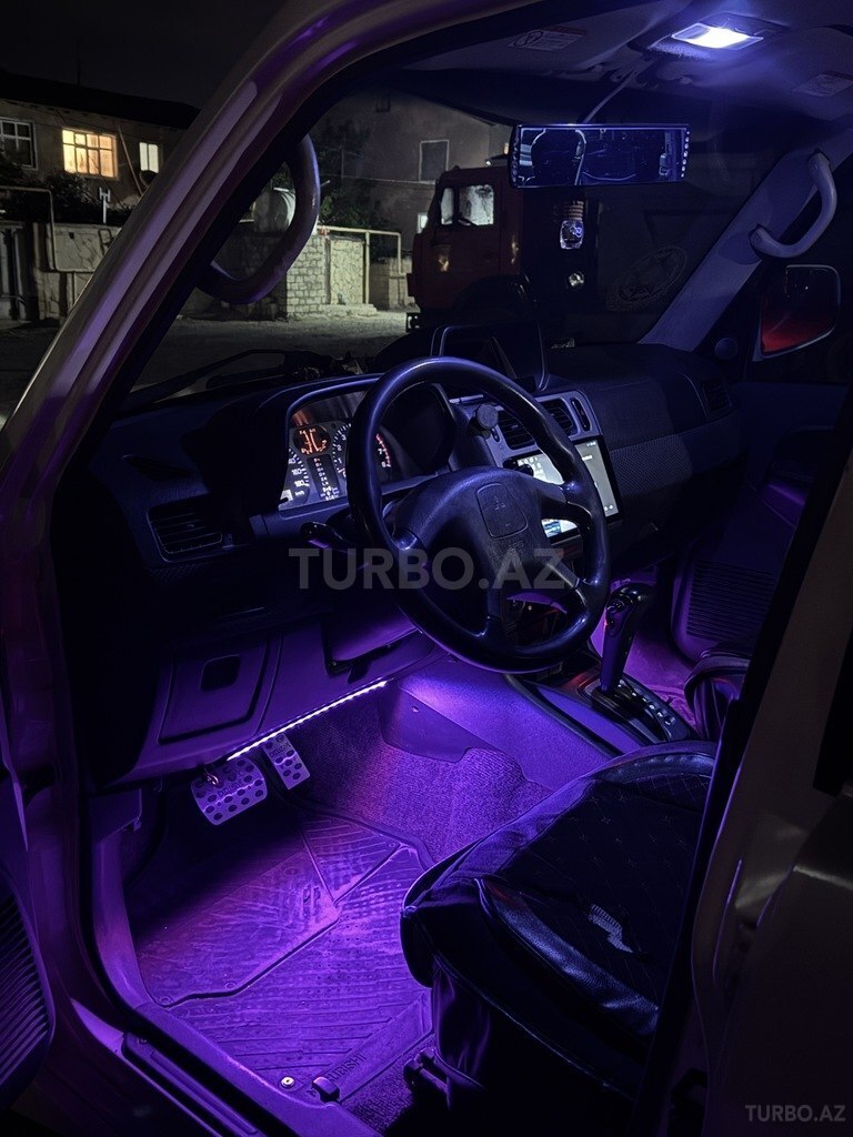 Mitsubishi Pajero io