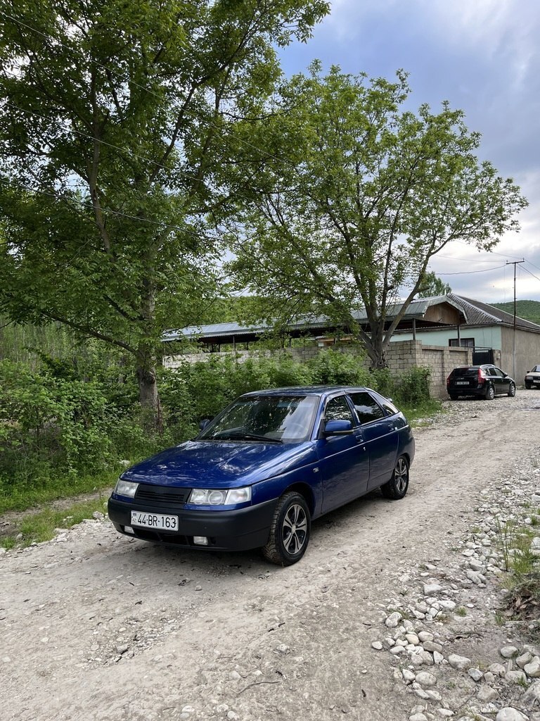LADA (VAZ) 2112