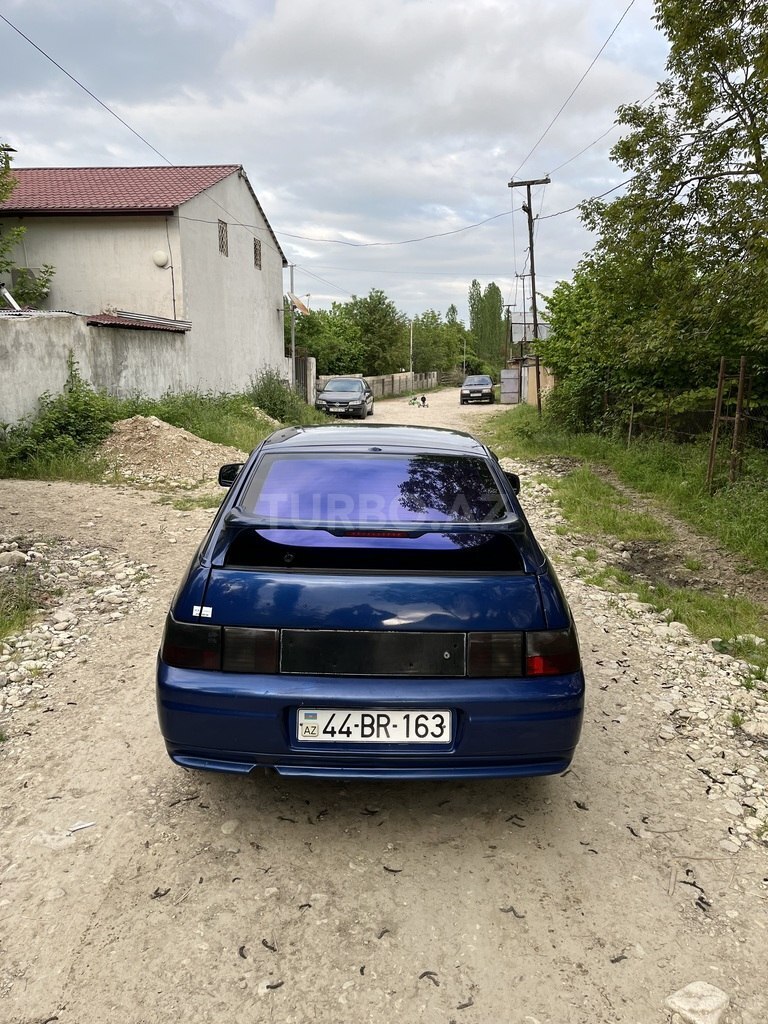 LADA (VAZ) 2112