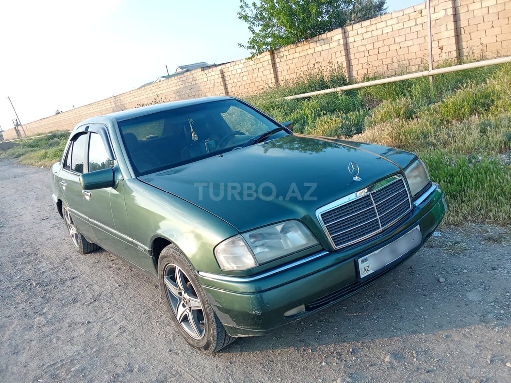 Mercedes C 180