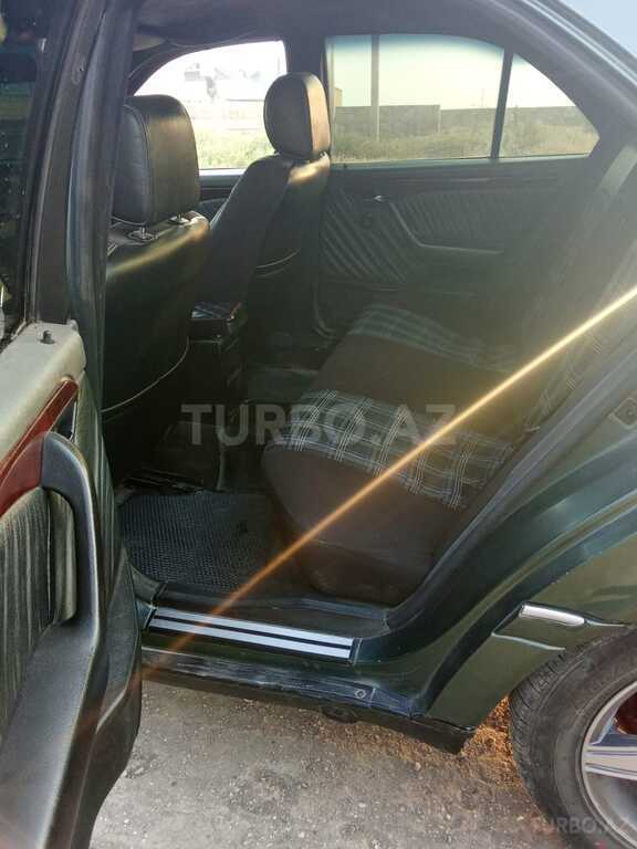 Mercedes C 180
