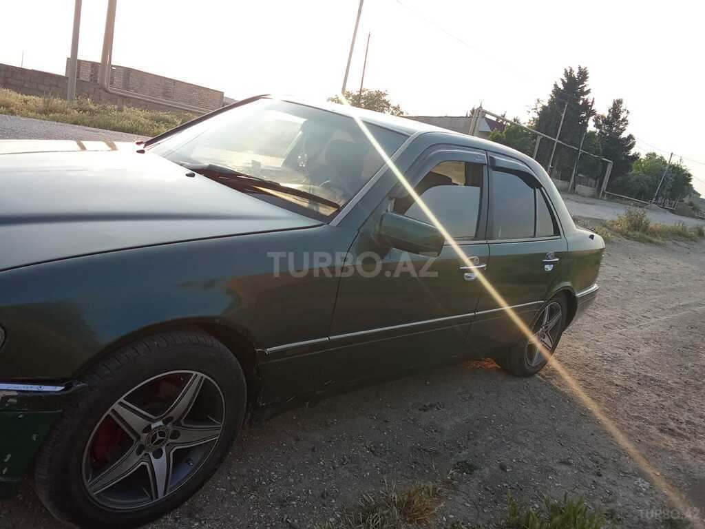 Mercedes C 180