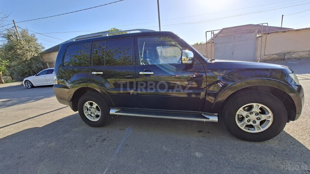 Mitsubishi Pajero