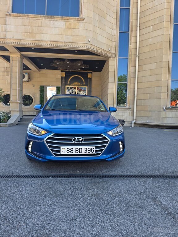 Hyundai Elantra