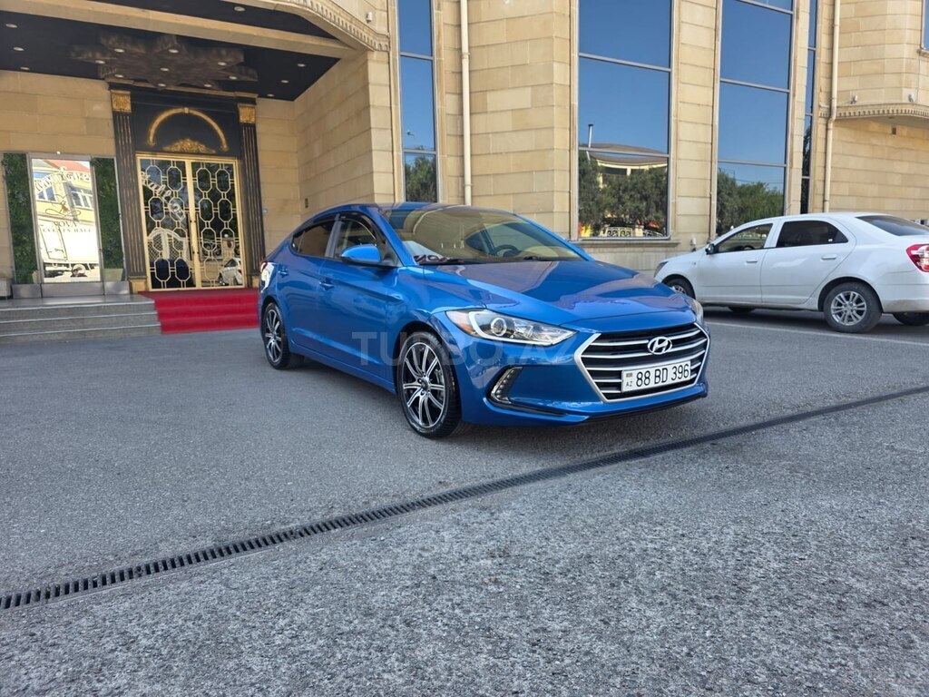 Hyundai Elantra